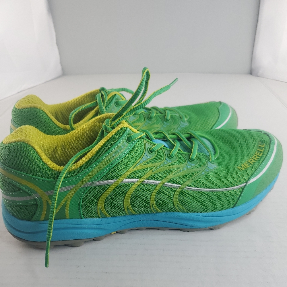 Women’s Merrell Island Green Water Resistant Shoes Size 9.5  Trail  (EU 40.5